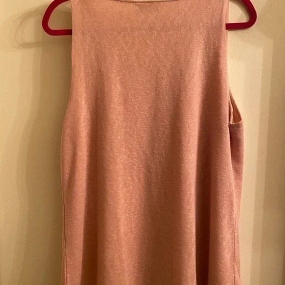NWOT Crosby sleeveless top - Picture 7 of 8